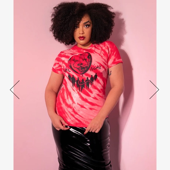Vixen by Micheline Pitt - It Chapter 2 Pennywise T-shirt - Picture 2 of 4